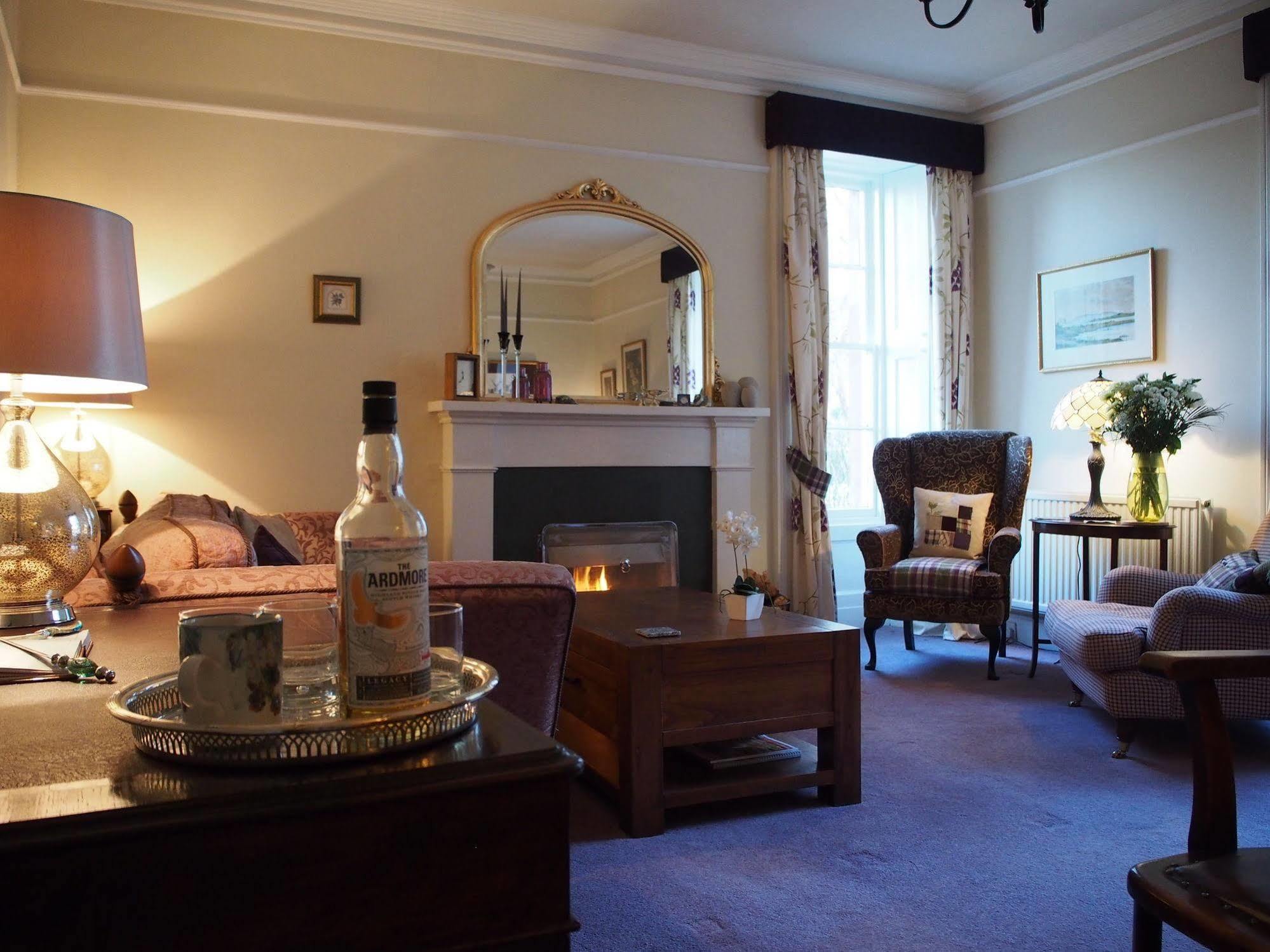 Bed and Breakfast The Factor'S House à Cromarty Extérieur photo